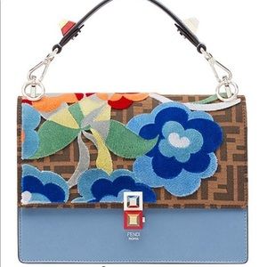 Meet your Posher, Juliana